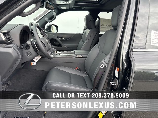 2025 Lexus LX Luxury photo 24