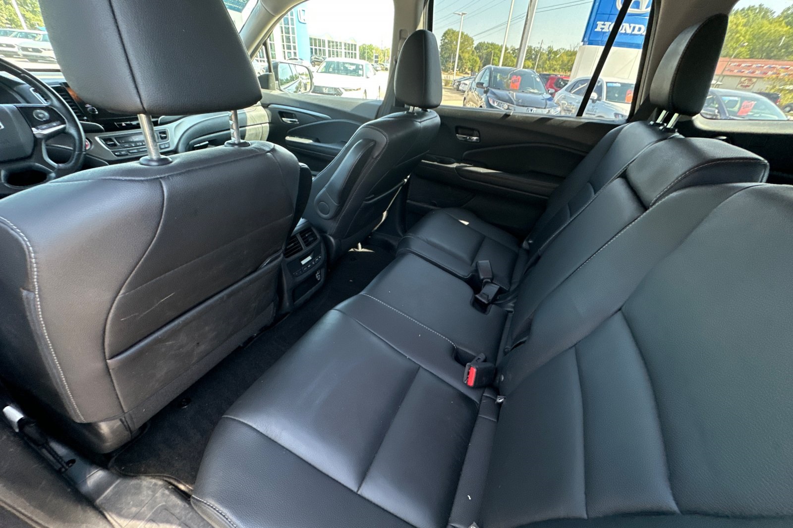 2022 Honda Pilot Special Edition photo 13