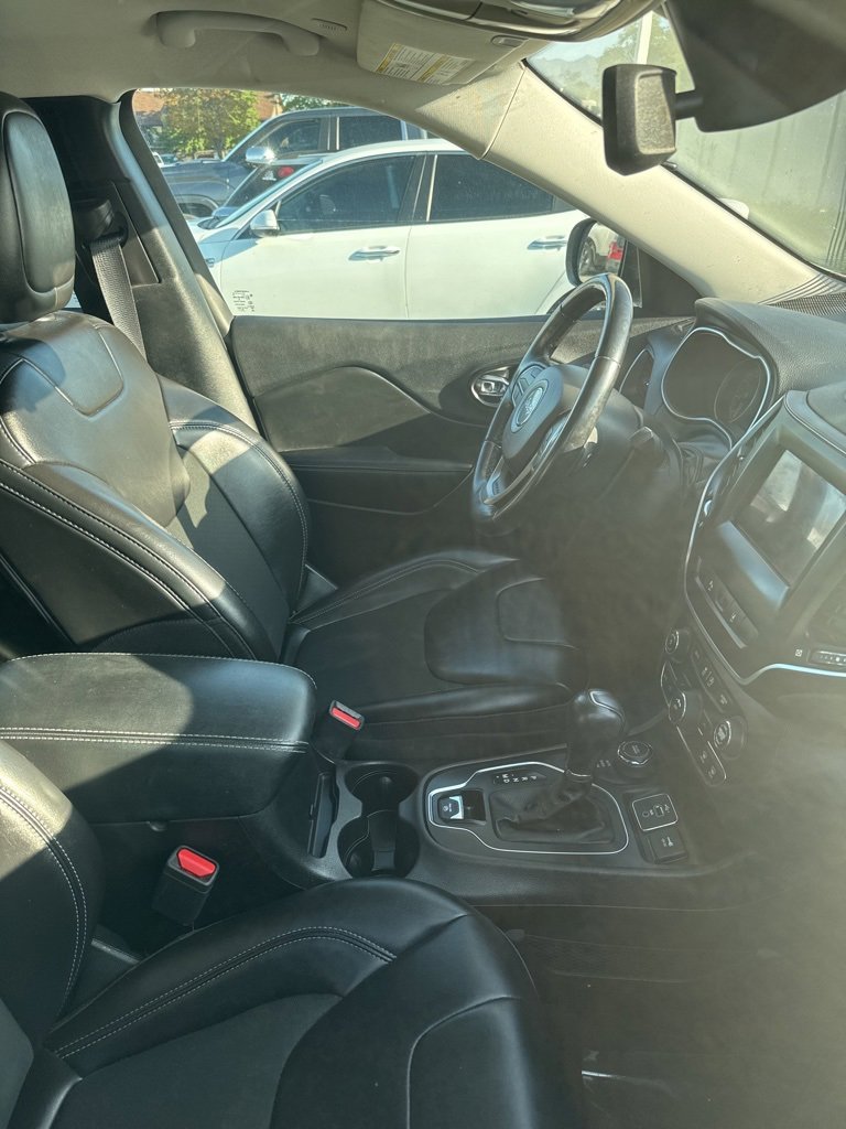 2021 Jeep Cherokee Latitude photo 6