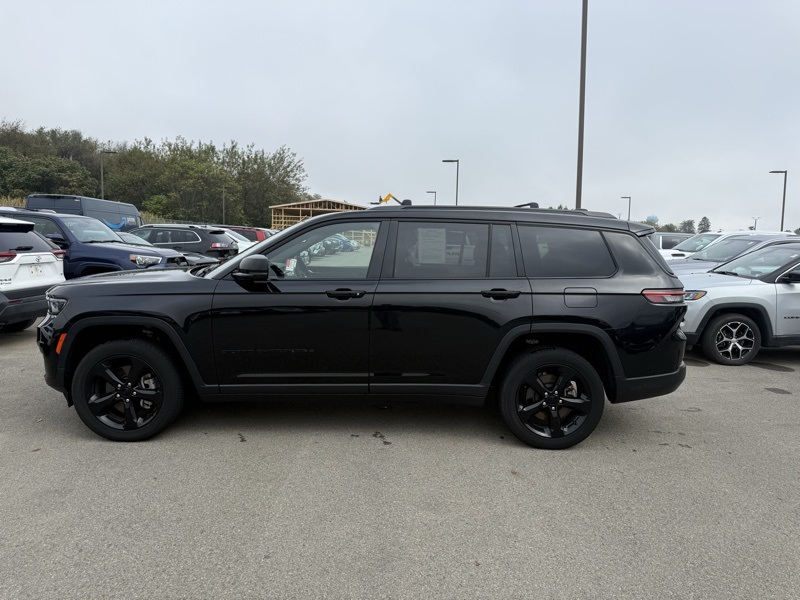 2023 Jeep Grand Cherokee Altitude photo 6