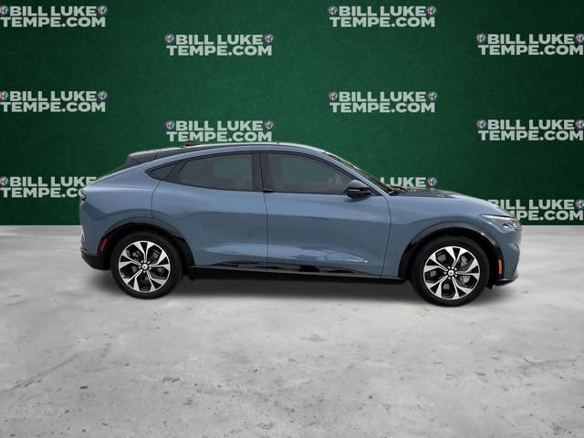2023 Ford Mustang Mach-E Premium photo 2