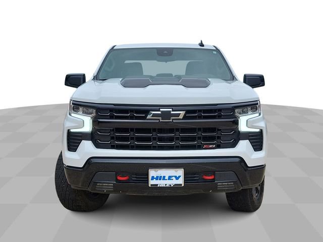 2024 Chevrolet Silverado 1500 LT Trail Boss photo 3