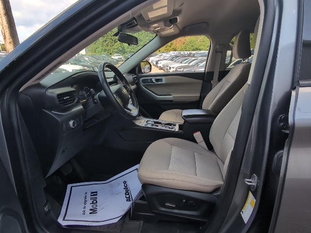 2022 Ford Explorer XLT photo 12