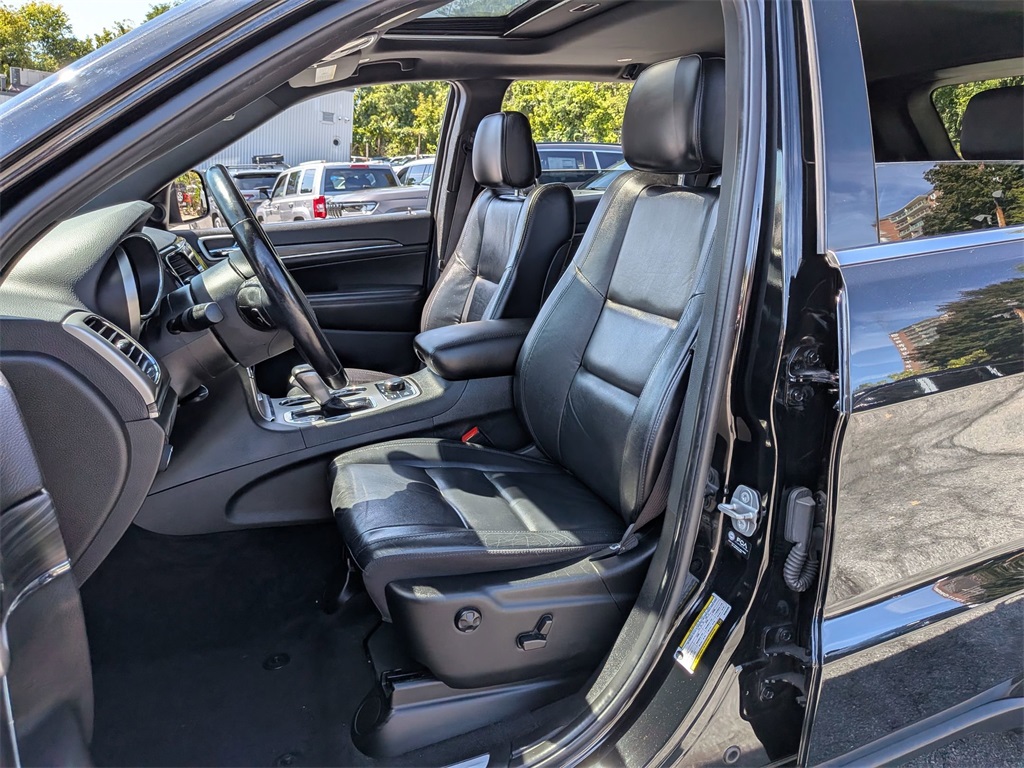2021 Jeep Grand Cherokee Limited photo 17