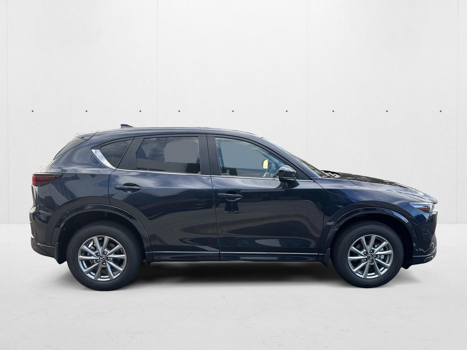 2025 Mazda CX-5 2.5 Select photo 4