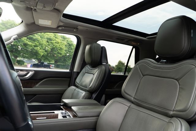2023 Lincoln Navigator Black Label photo 17