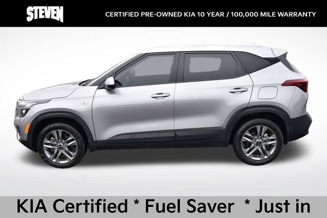 2023 Kia Seltos LX photo 2