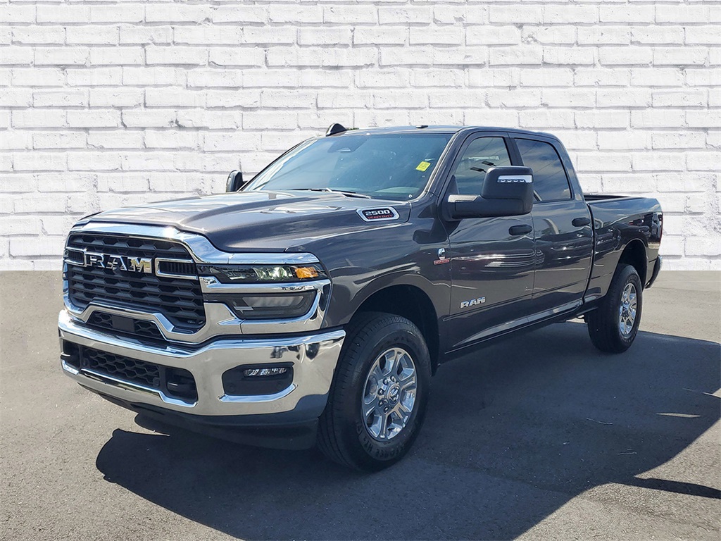 2026 Ram 2500 Big Horn photo 4