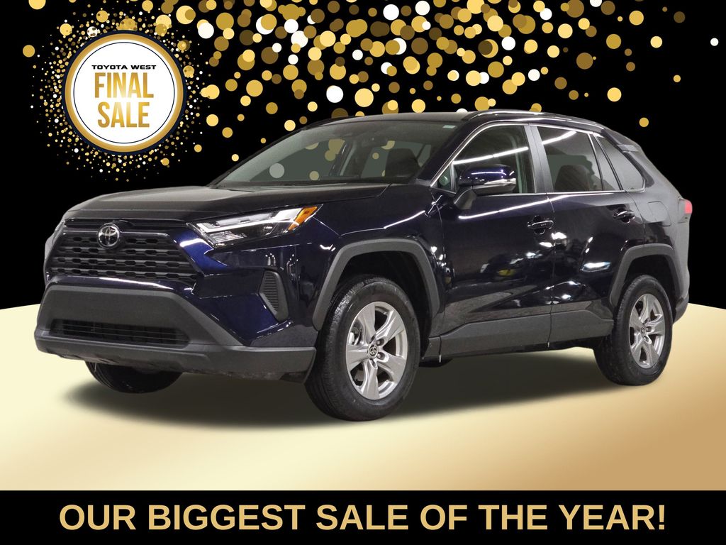 2025 Toyota RAV4 XLE's photo