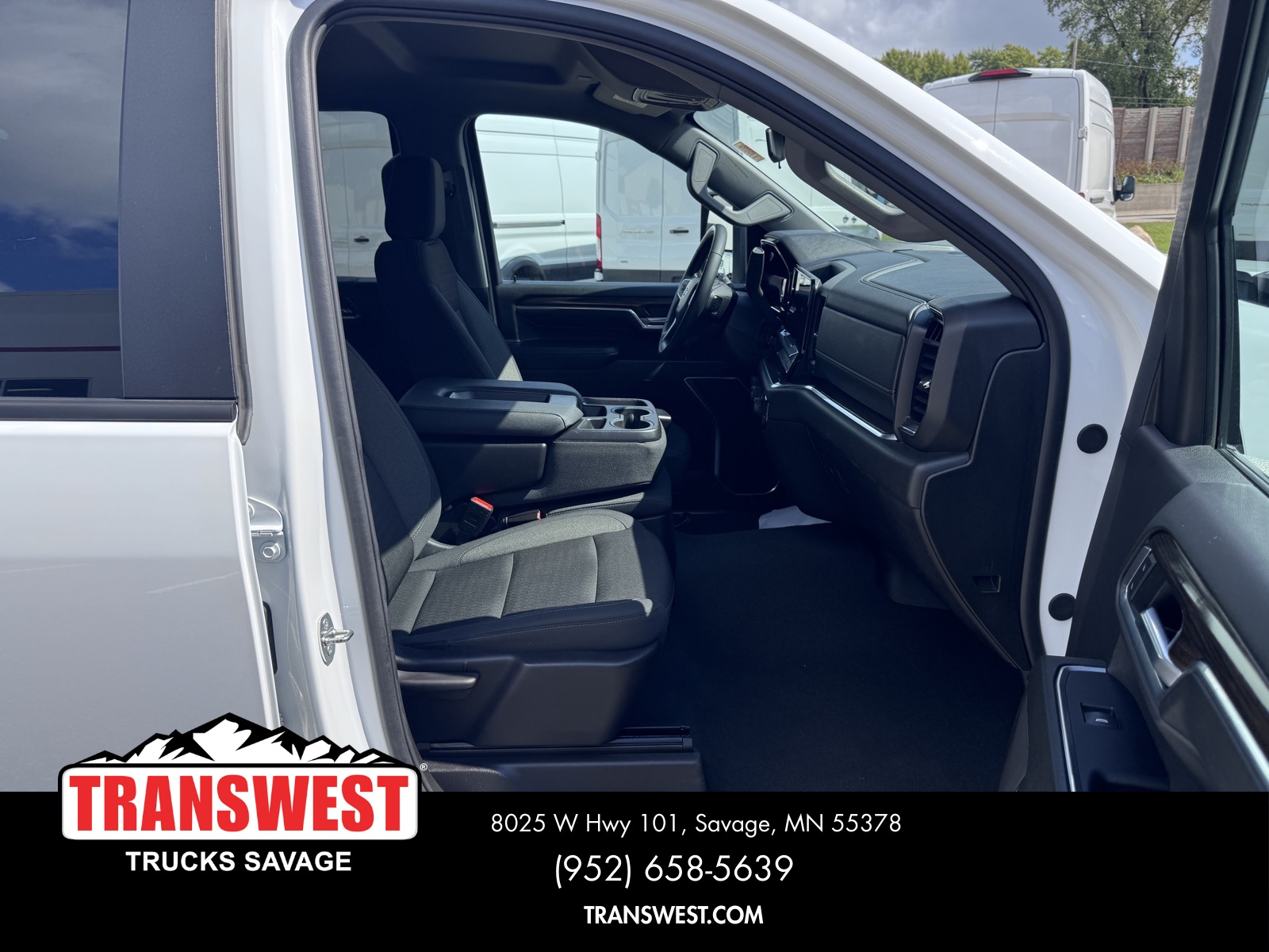 2024 Chevrolet Silverado 2500HD LT photo 17