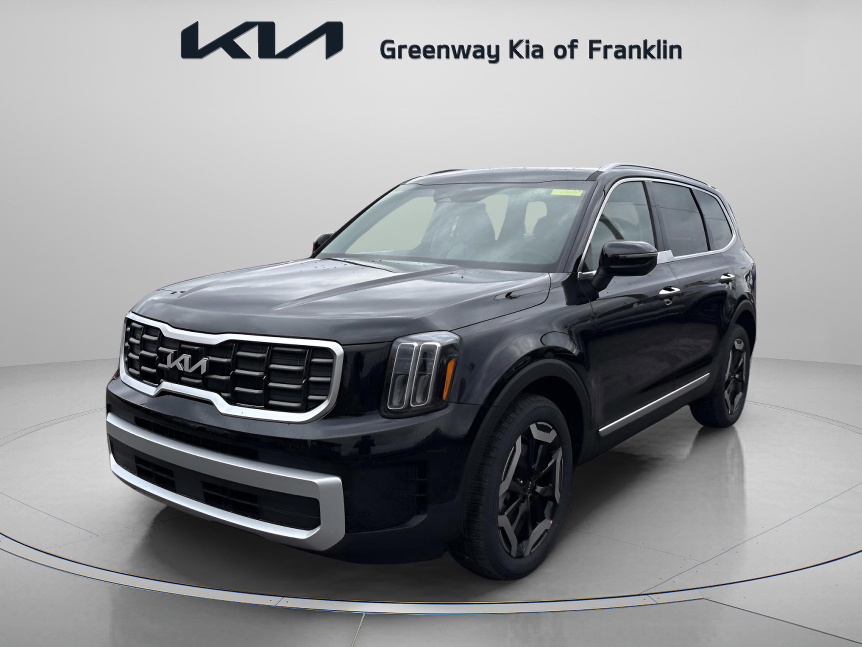 2025 Kia Telluride S photo 2