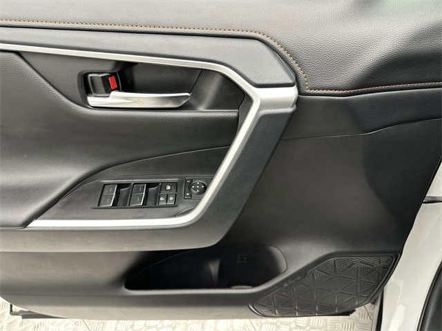 2024 Toyota RAV4 Adventure photo 4