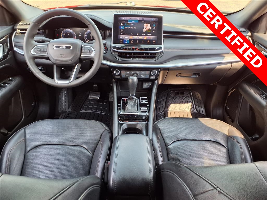 2023 Jeep Compass Limited photo 11