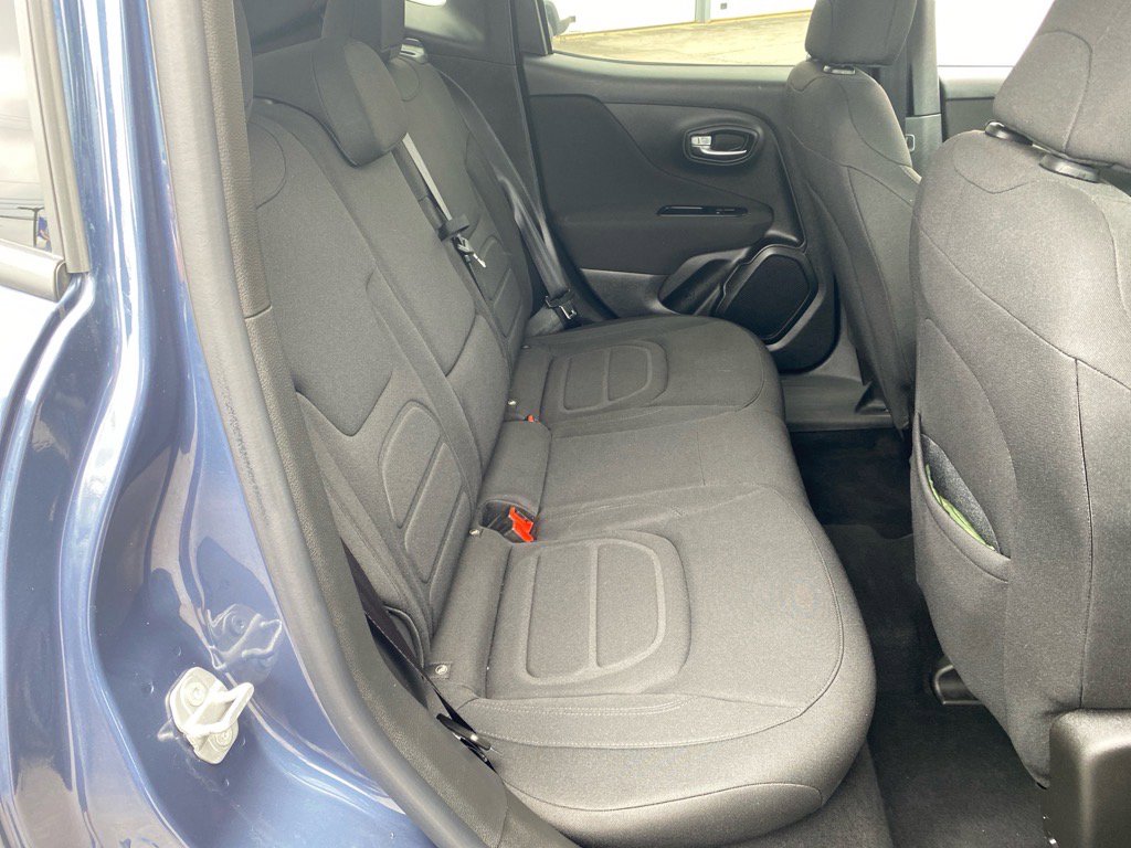 2021 Jeep Renegade Latitude photo 23