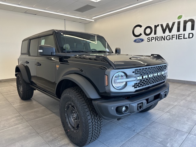 2025 Ford Bronco Badlands photo 3