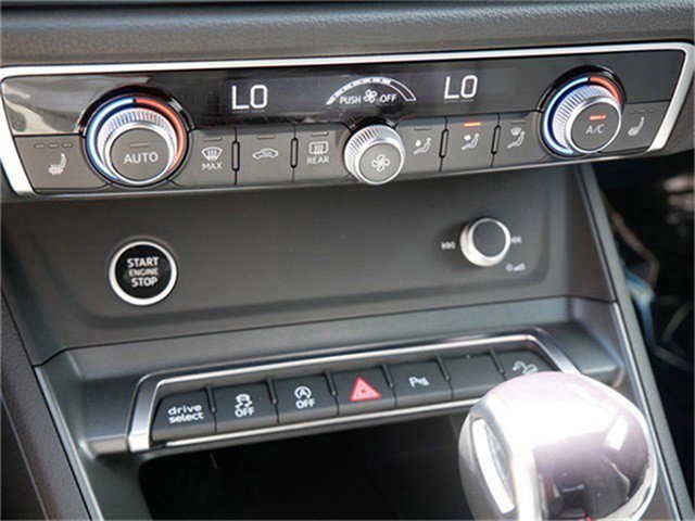 2022 Audi Q3 S line Premium Plus photo 22