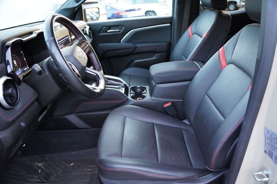 2023 Chevrolet Colorado Z71 photo 4