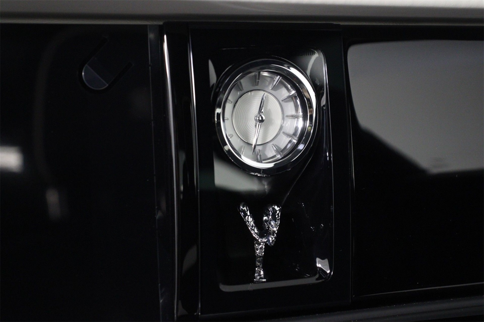 2025 Rolls Royce Ghost RR photo 8