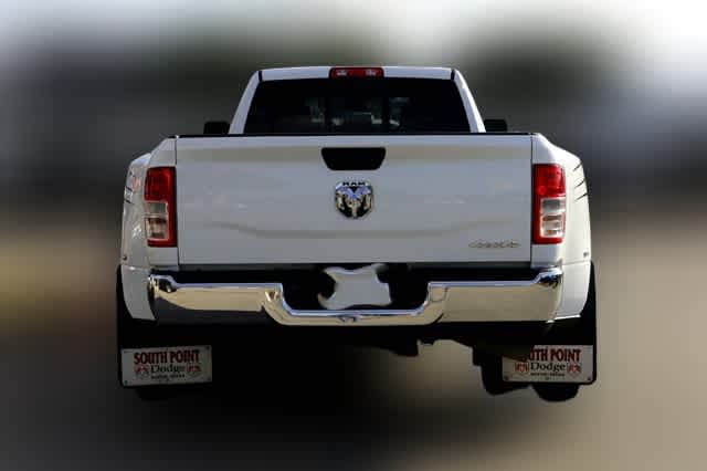2024 Ram 3500 Tradesman photo 5