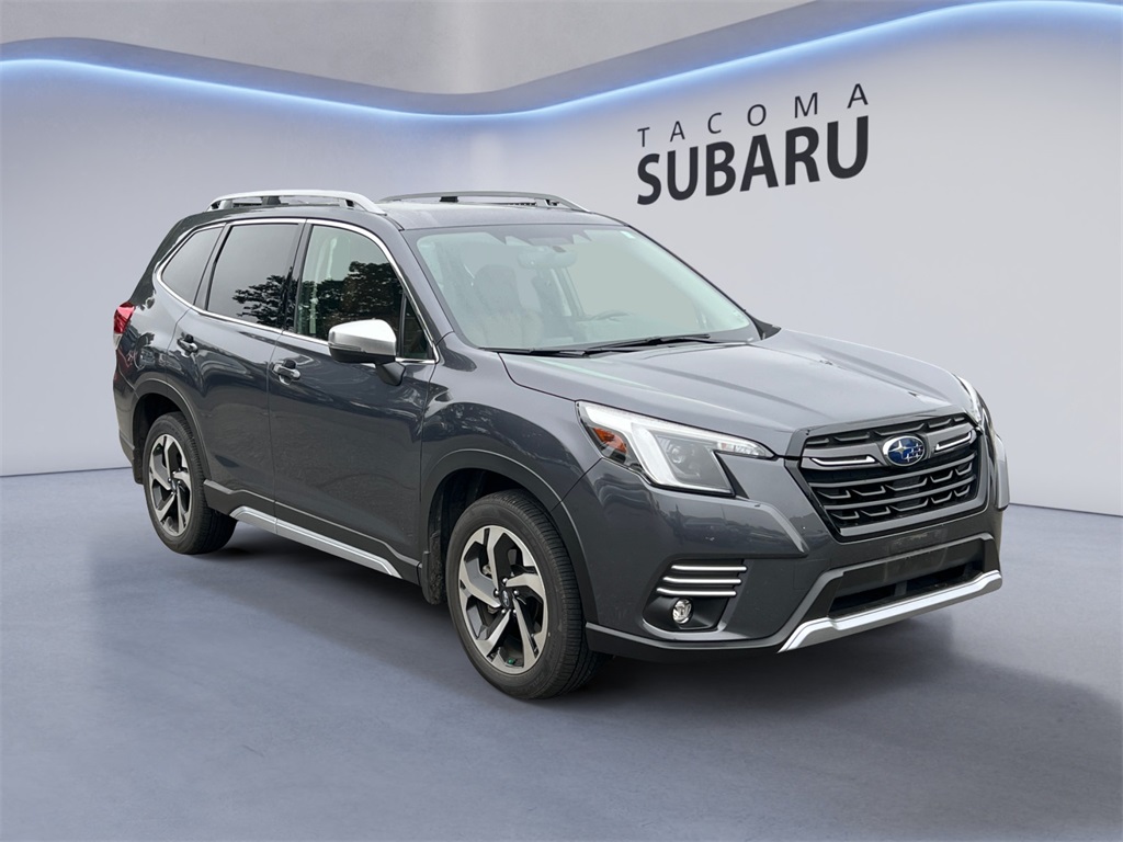 2022 Subaru Forester Touring photo 7