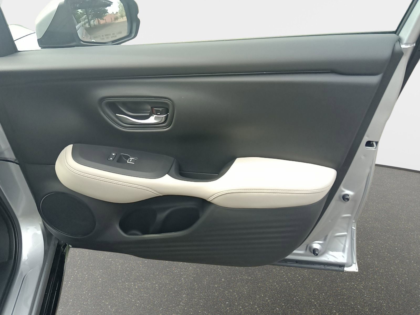 2026 Honda HR-V EX-L photo 28