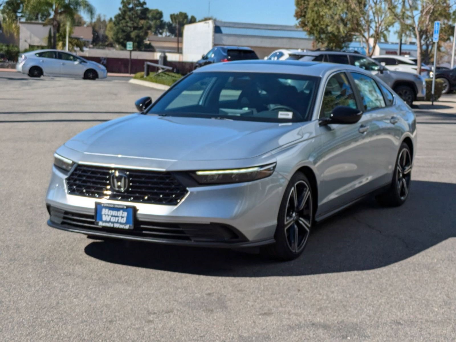 2025 Honda Accord Hybrid Sport photo 3