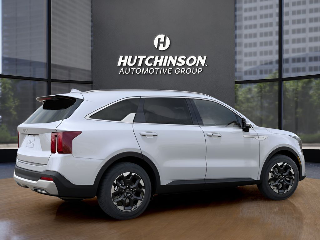 2024 Kia Sorento S photo 4