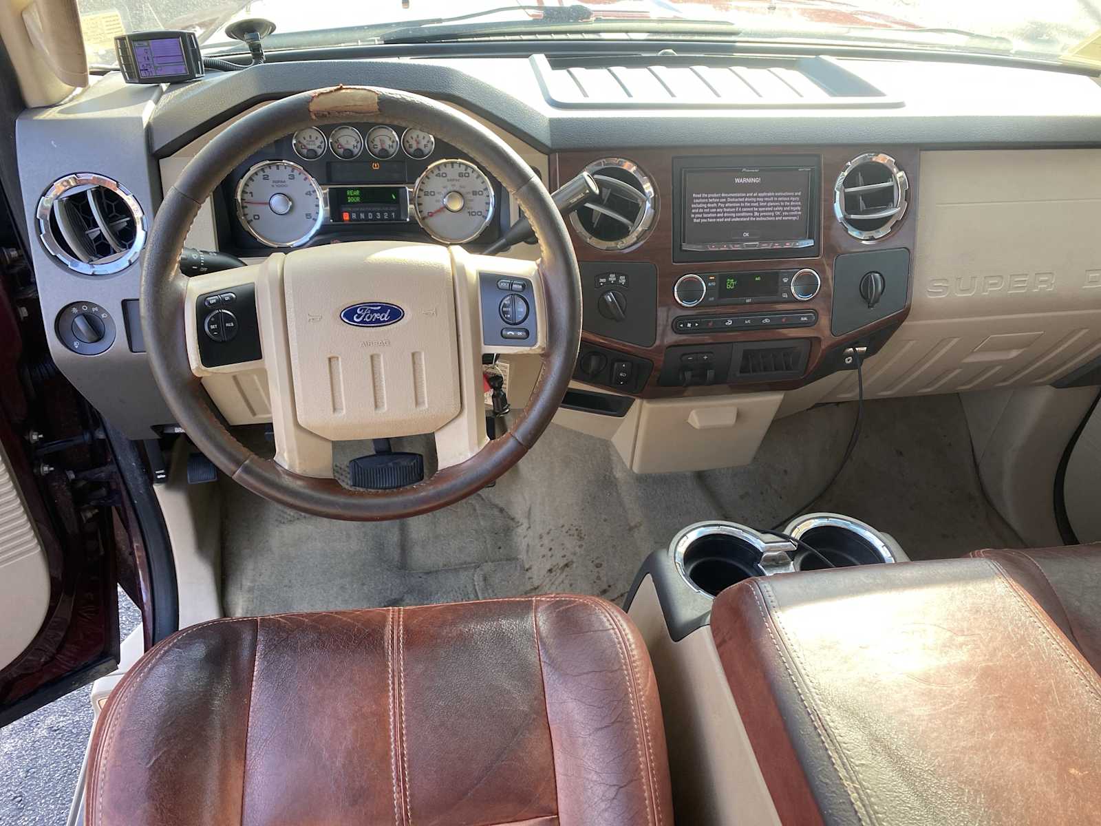 2010 Ford F-250 King Ranch photo 8