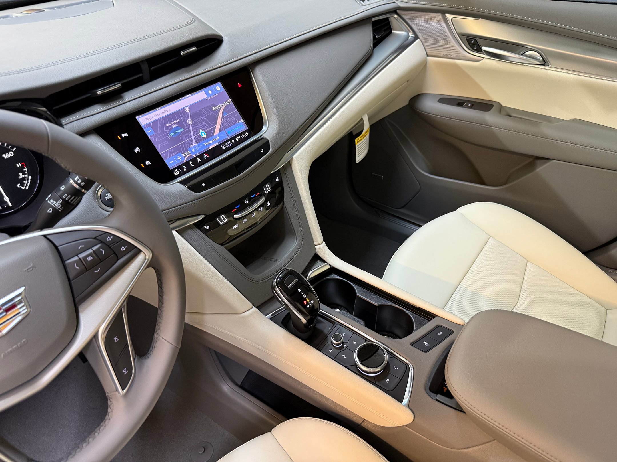 2025 Cadillac XT5 Premium Luxury photo 29