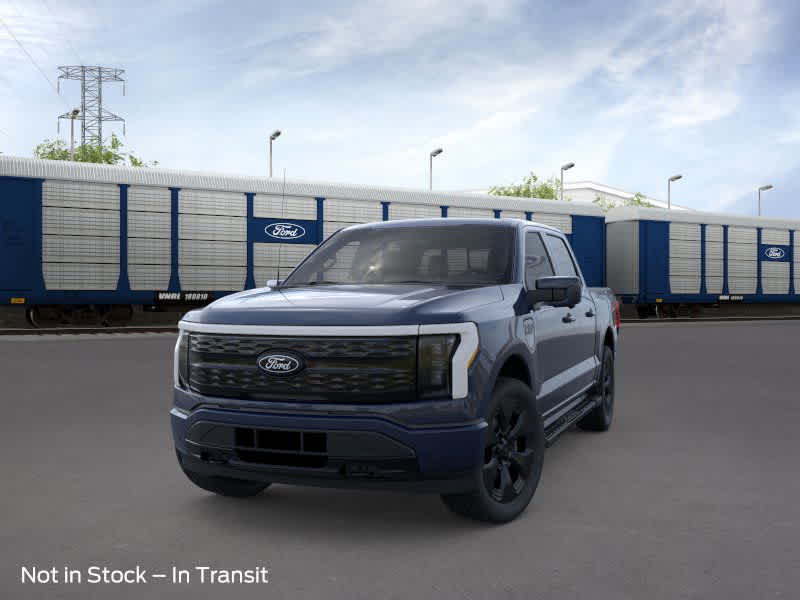2025 Ford F-150 Lightning Platinum photo 2