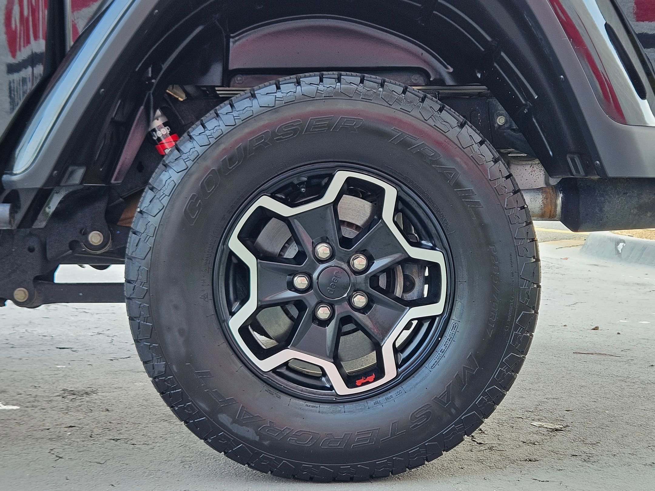 2020 Jeep Gladiator Rubicon photo 29