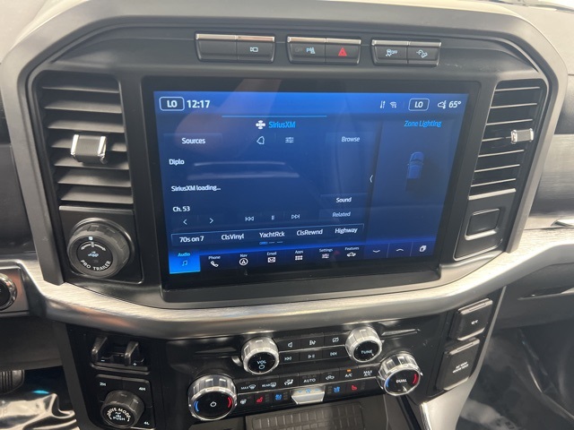 2022 Ford F-150 Lariat photo 17
