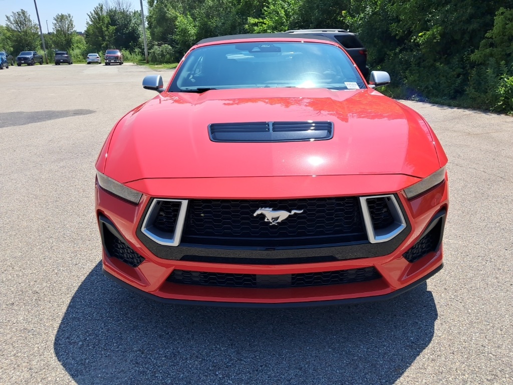 2025 Ford Mustang GT Premium Convertible photo 3