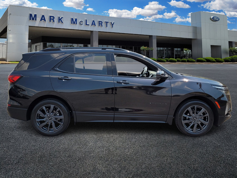 2024 Chevrolet Equinox RS photo 2