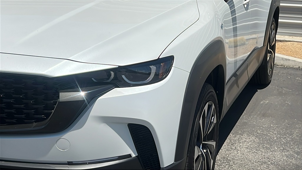 2025 Mazda CX-50 Premium Plus photo 4
