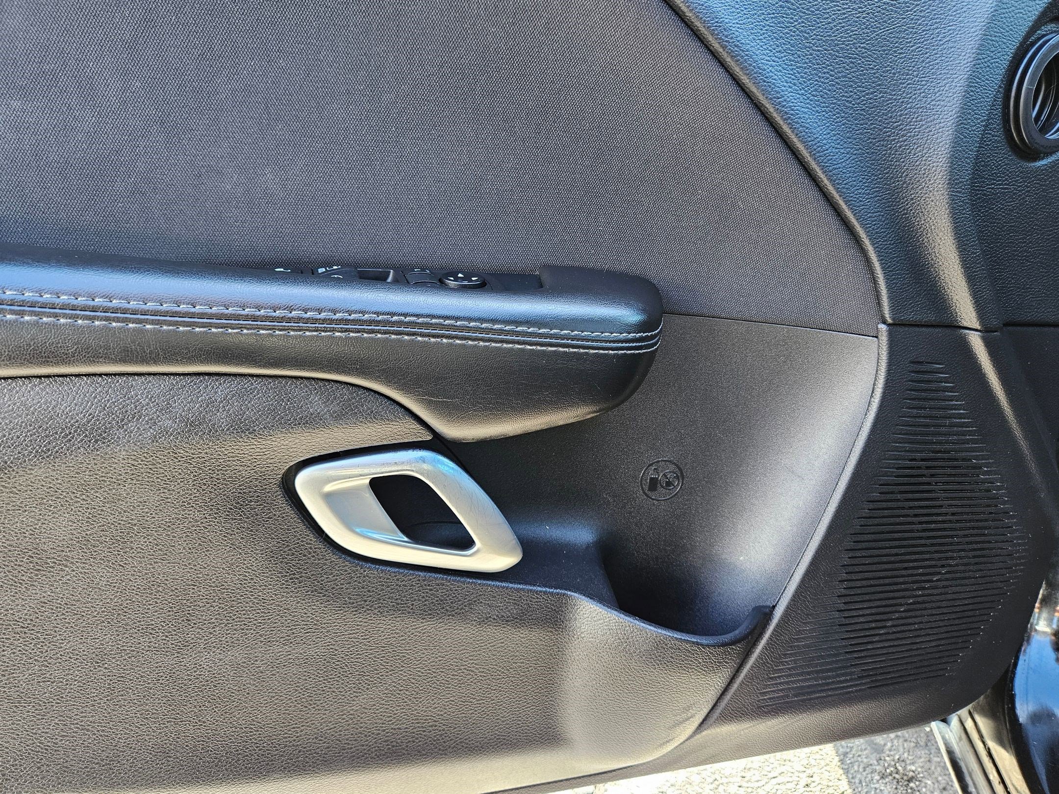 2019 Dodge Challenger SXT photo 12