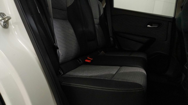 Used 2021  Nissan SV image 30