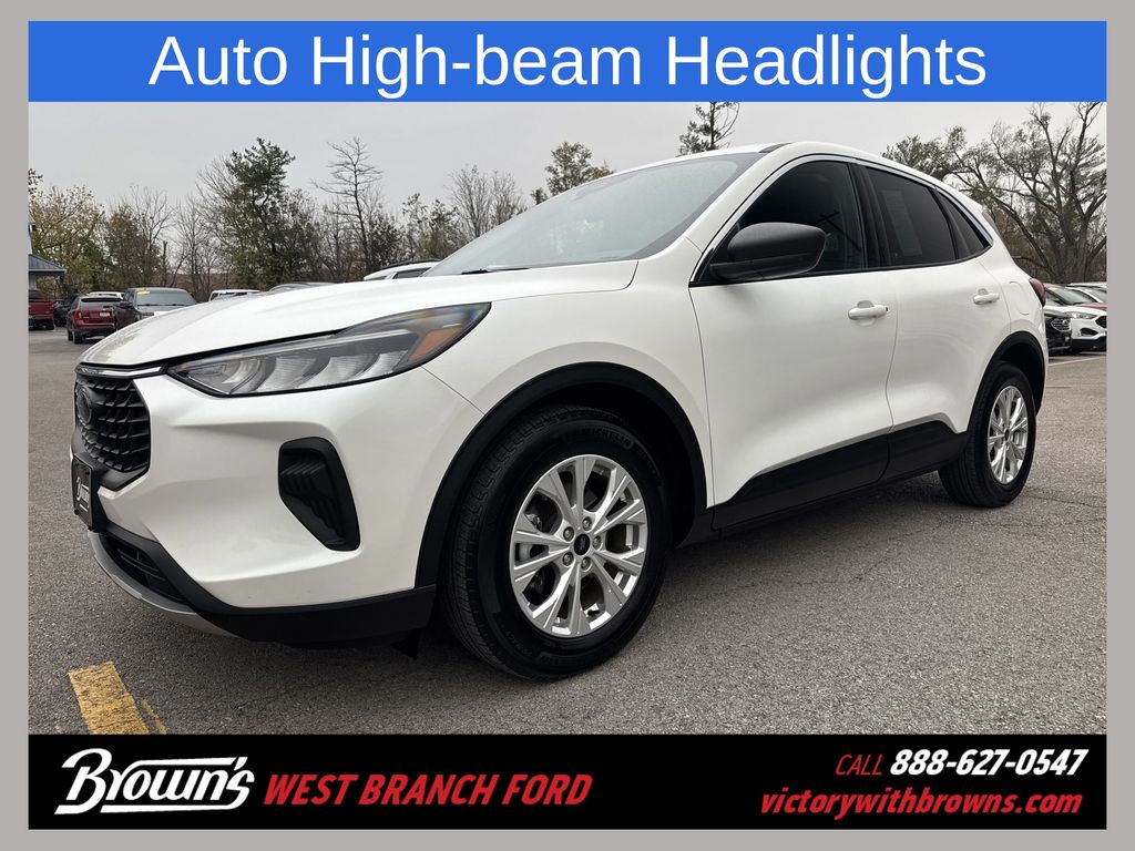 2023 Ford Escape Active's photo