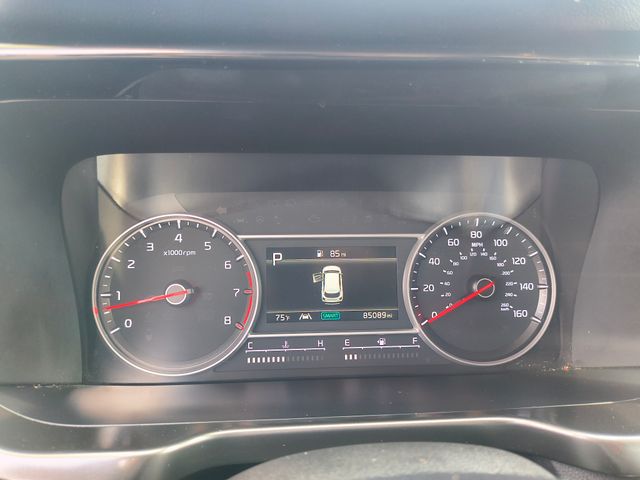 2022 Kia Sorento LX photo 6