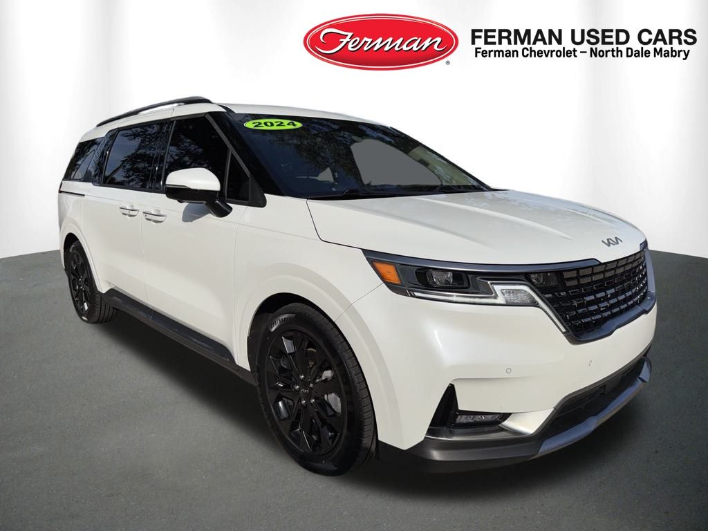 2024 Kia Carnival SX's photo