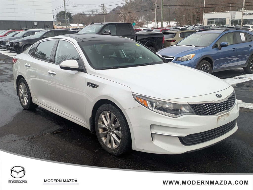 2018 Kia Optima EX's photo