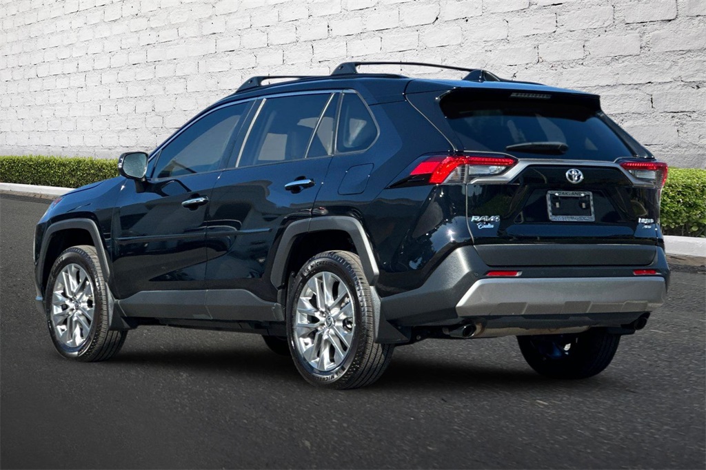 2024 Toyota RAV4 Limited photo 4