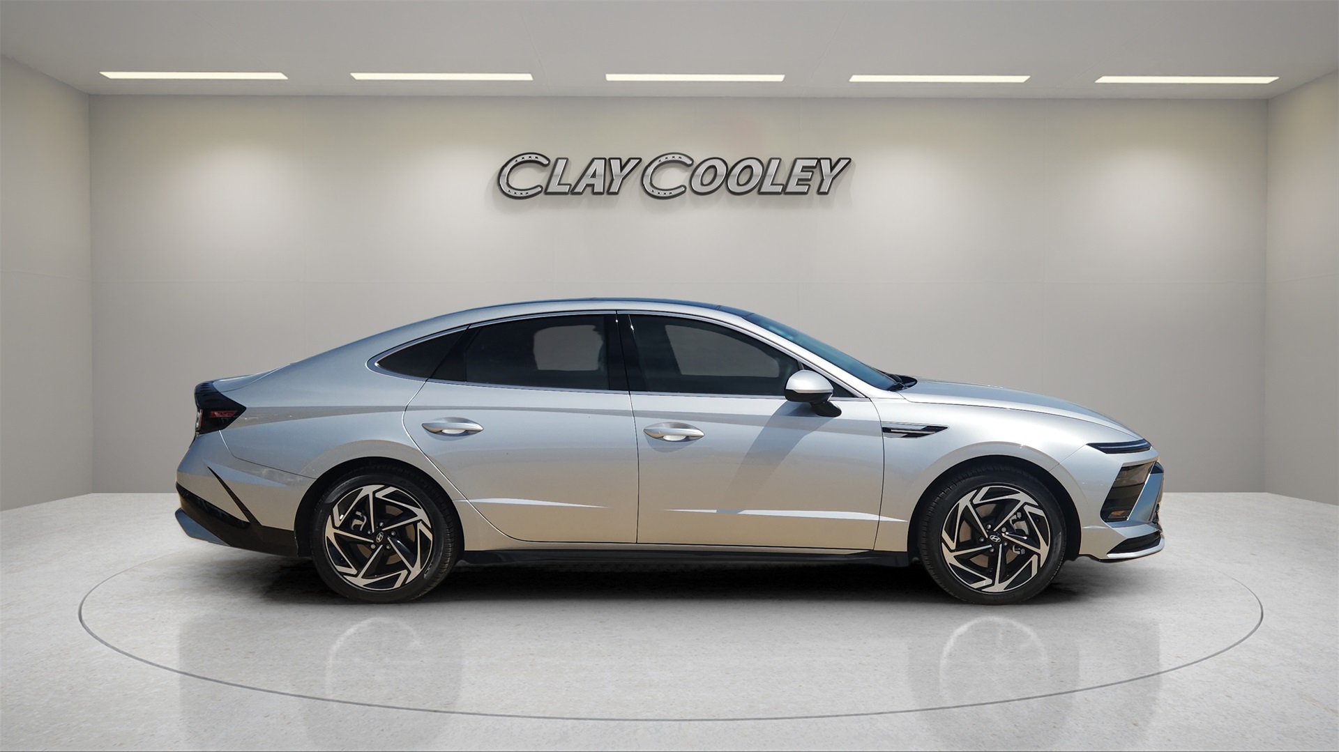 2025 Hyundai Sonata SEL Convenience photo 2