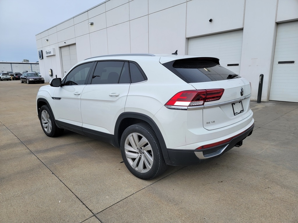 2022 Volkswagen Atlas Cross Sport V6 SE Technology photo 4