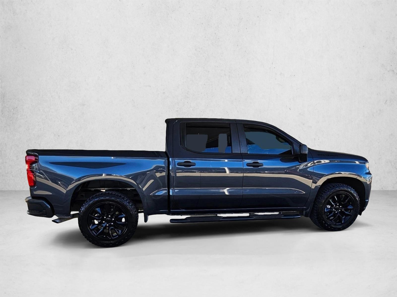 2021 Chevrolet Silverado 1500 Custom photo 4