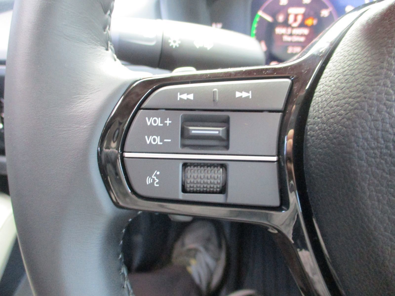 2025 Honda Accord Hybrid Touring photo 14
