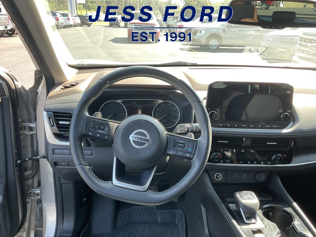 2021 Nissan Rogue SL photo 15