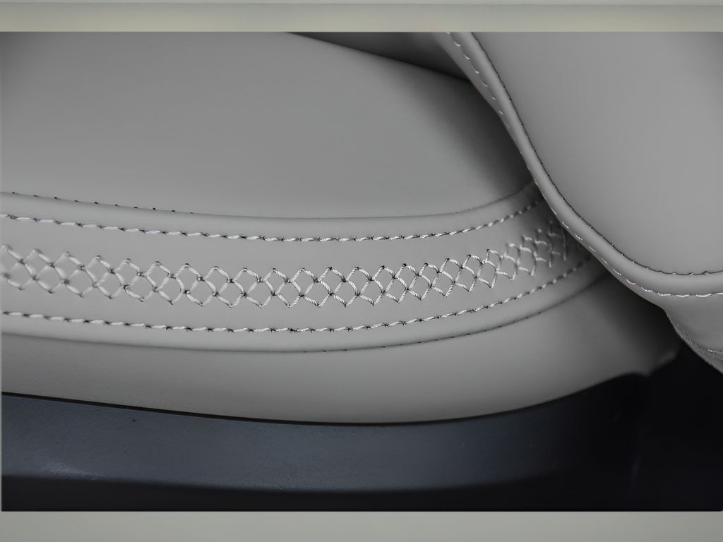 2025 Volvo EX90 Ultra photo 28