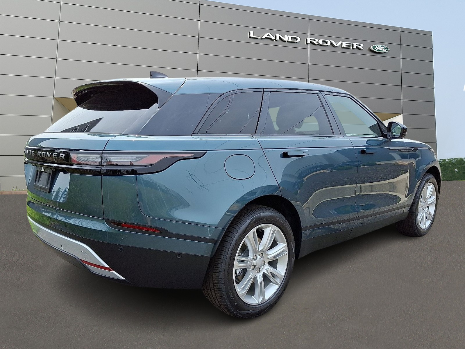 2026 Land Rover Range Rover Velar S photo 2