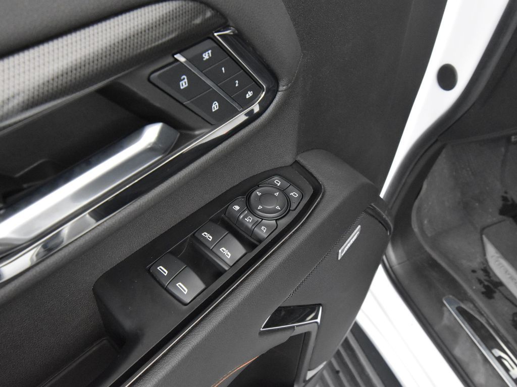 2024 Gmc Sierra HD AT4 photo 13